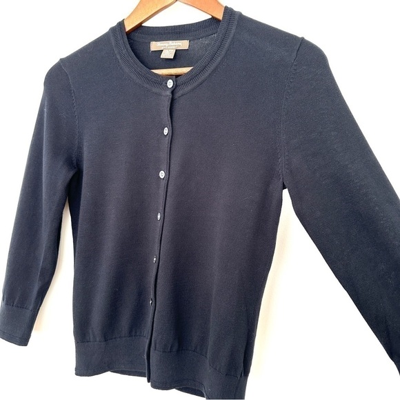 Tommy Bahama cardigan, crew neckline, 3/4 length sleeves, button front, cotton - Picture 5 of 8